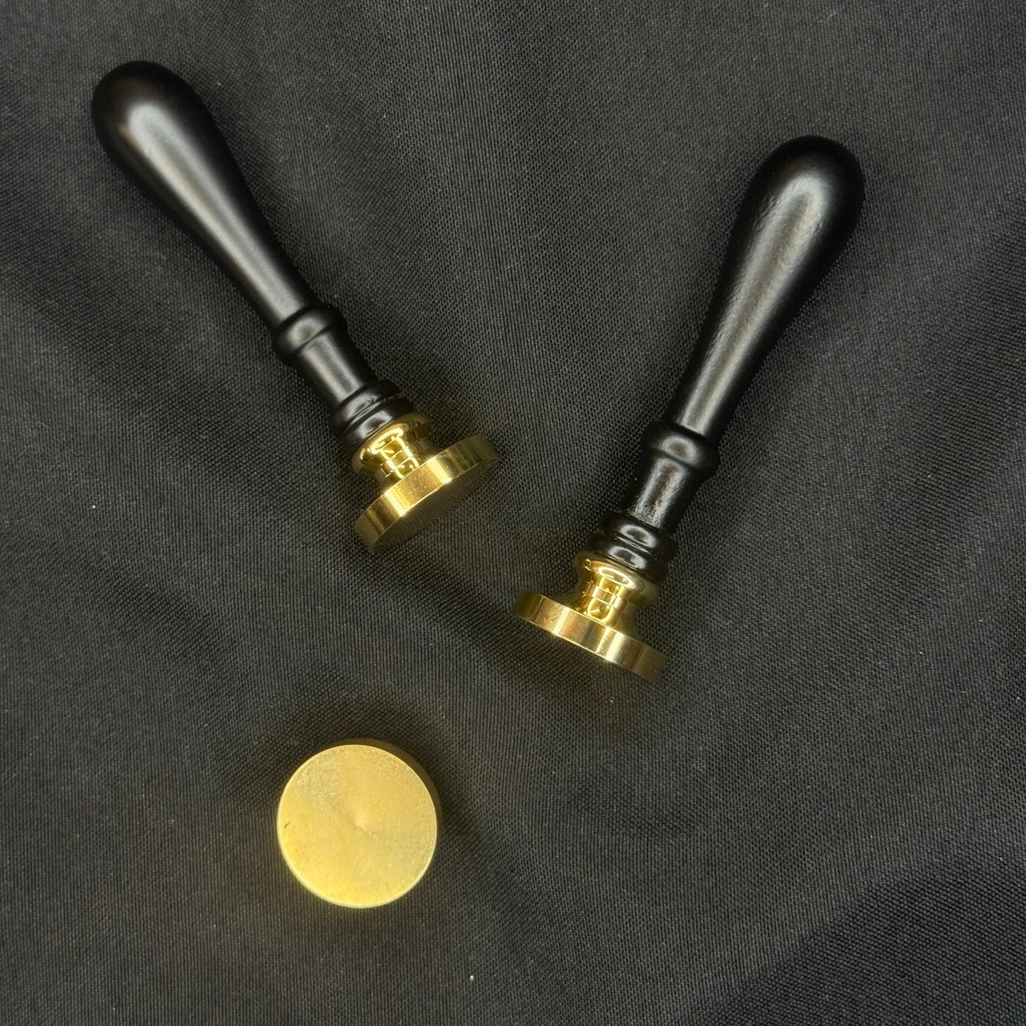 BLANK ROUND WAX STAMP