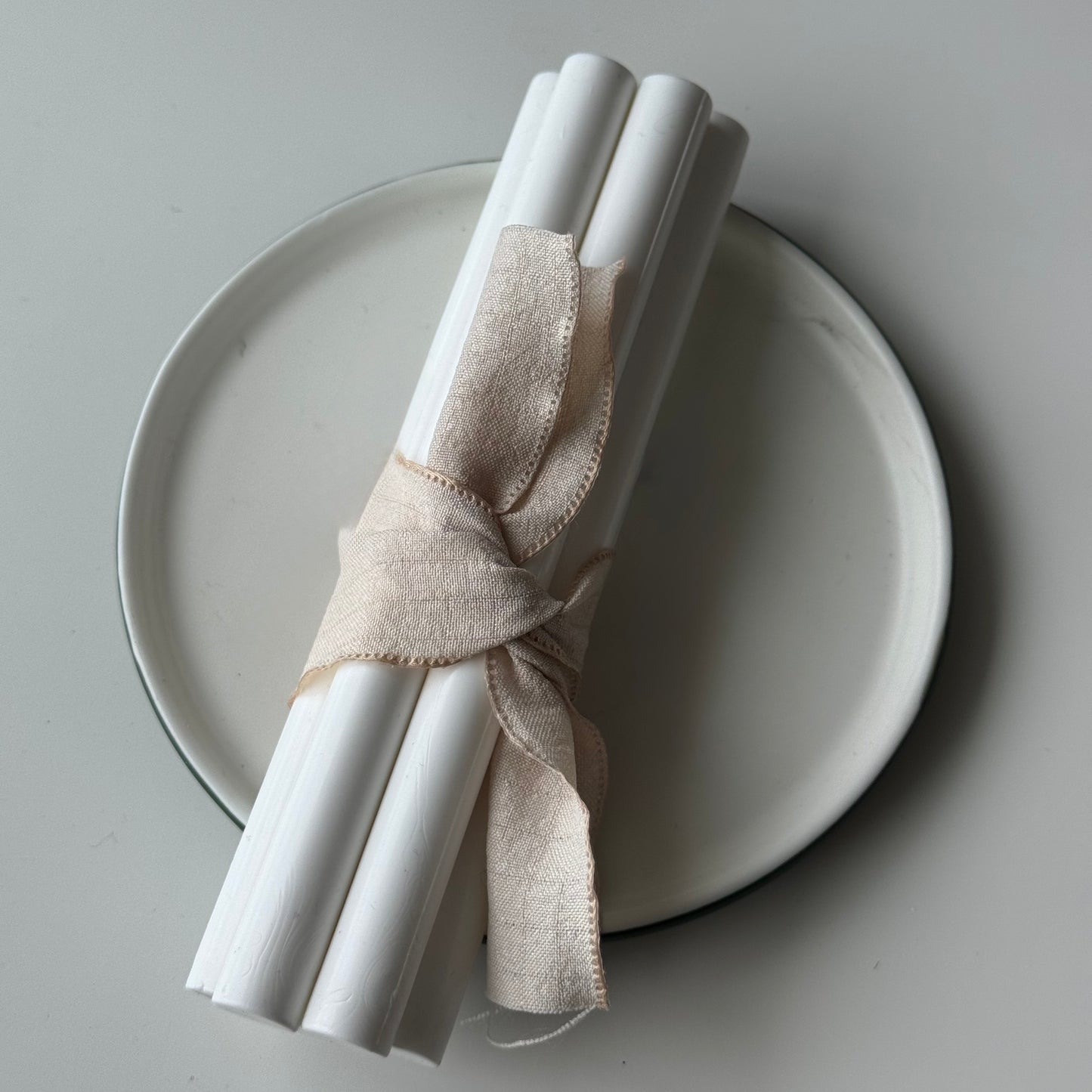 WHITE SEALING WAX STICK